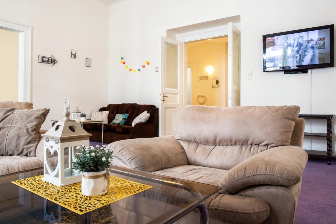 Apartamento Large 3 Bdr In The Heart Of *